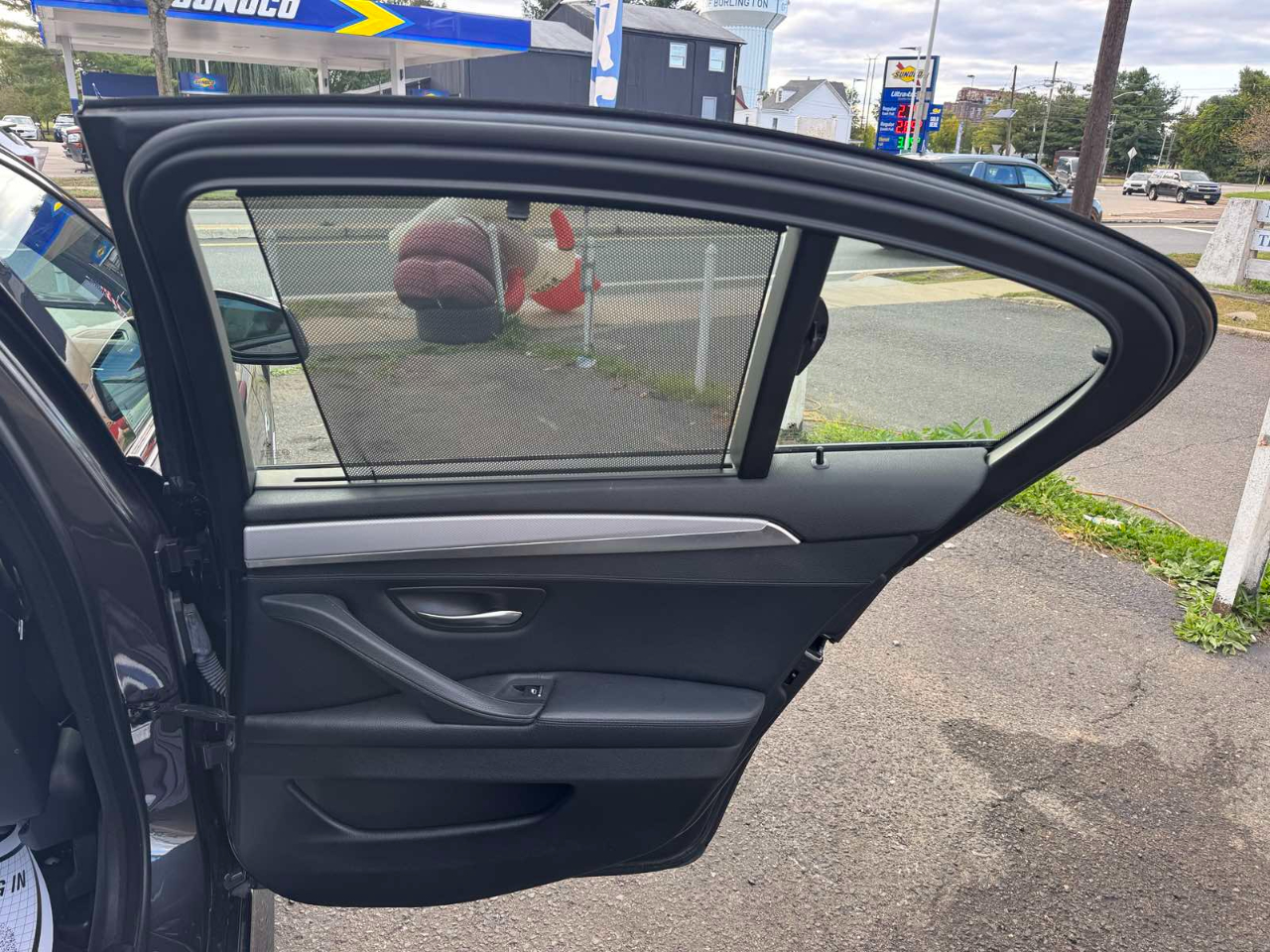 BMW 5 Series 4dr Sdn 550i xDrive AWD 2013