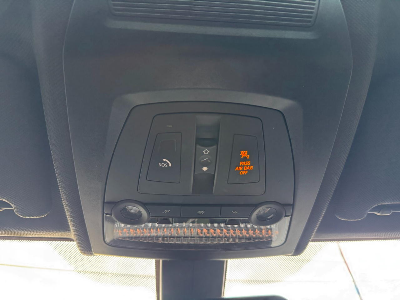 BMW 5 Series 4dr Sdn 550i xDrive AWD 2013