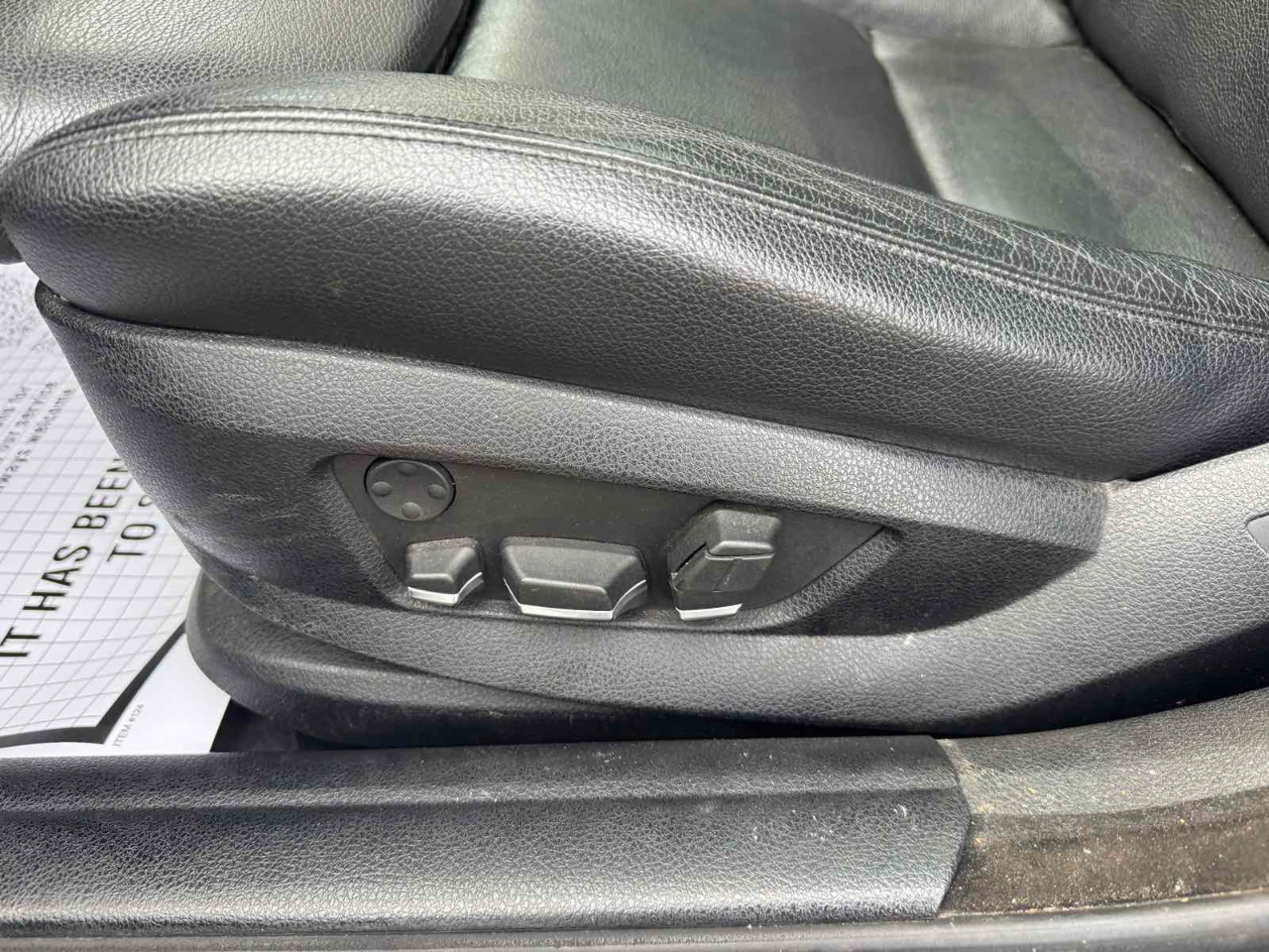 BMW 5 Series 4dr Sdn 550i xDrive AWD 2013