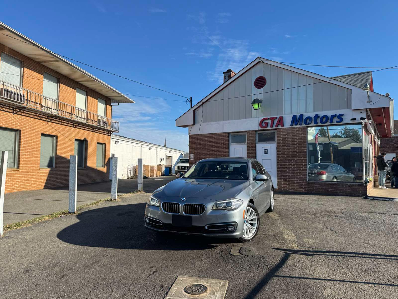 BMW 5 Series 4dr Sdn 528i xDrive AWD 2015