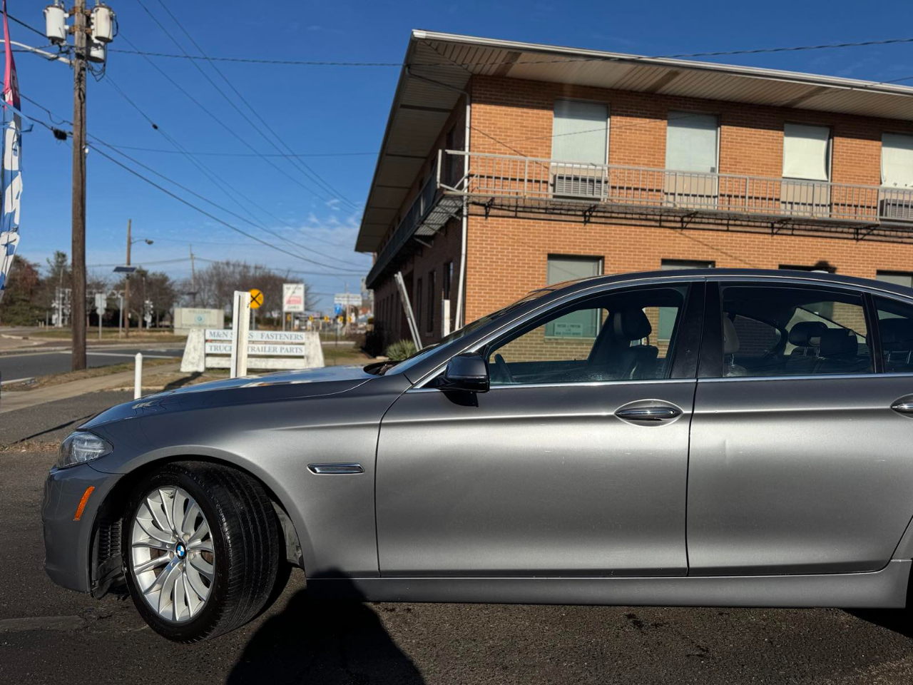 BMW 5 Series 4dr Sdn 528i xDrive AWD 2015