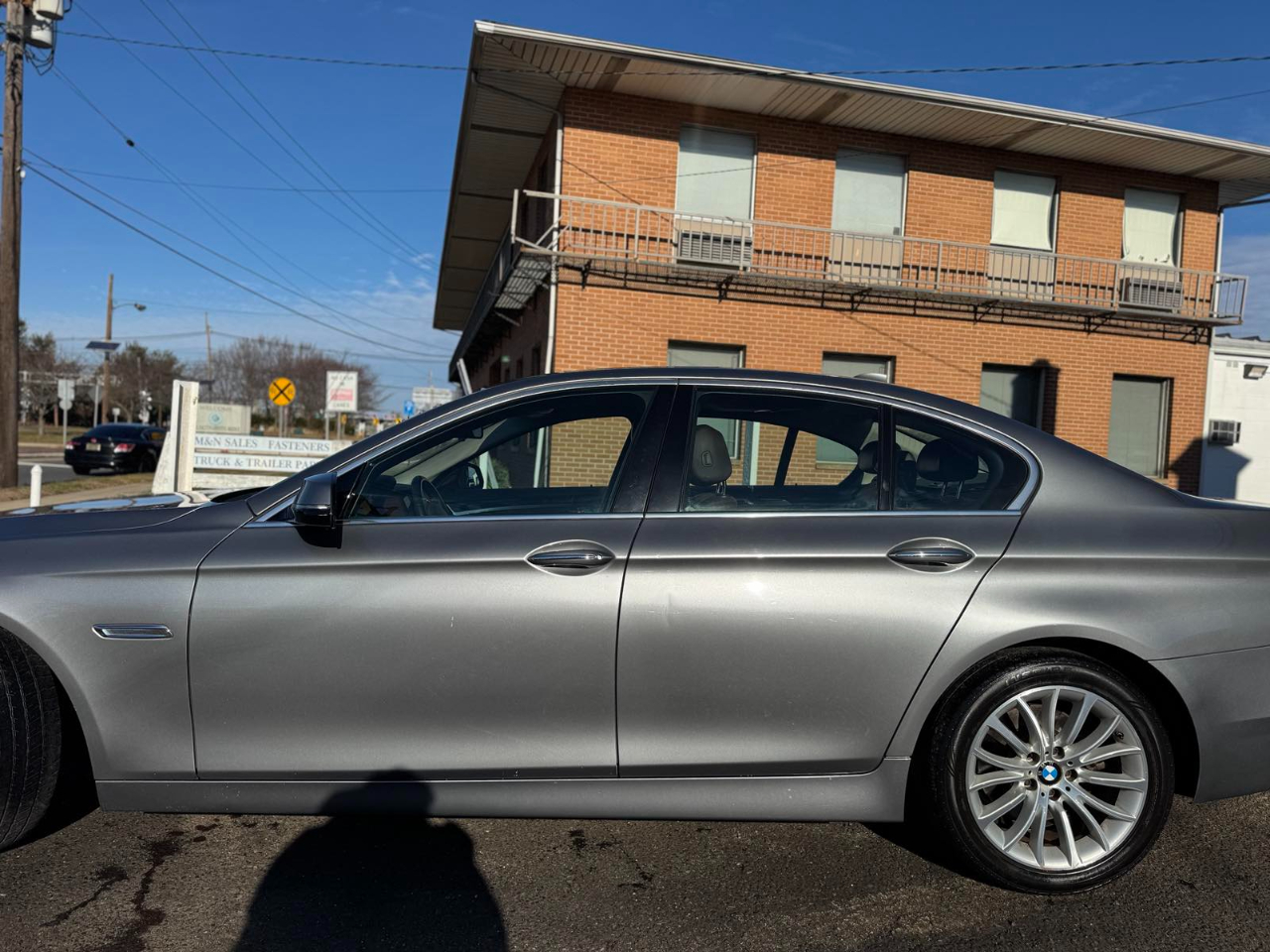 BMW 5 Series 4dr Sdn 528i xDrive AWD 2015