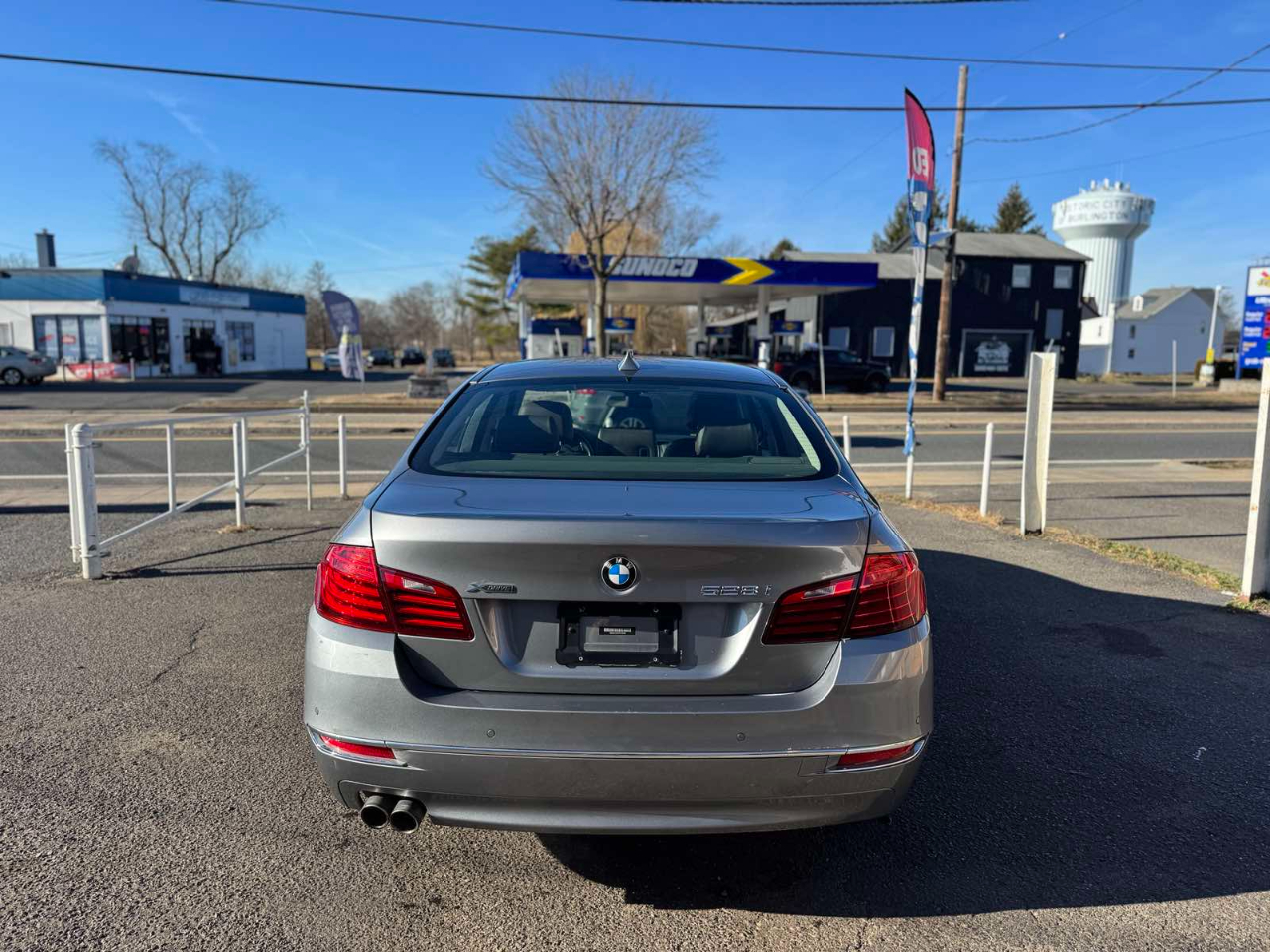 BMW 5 Series 4dr Sdn 528i xDrive AWD 2015