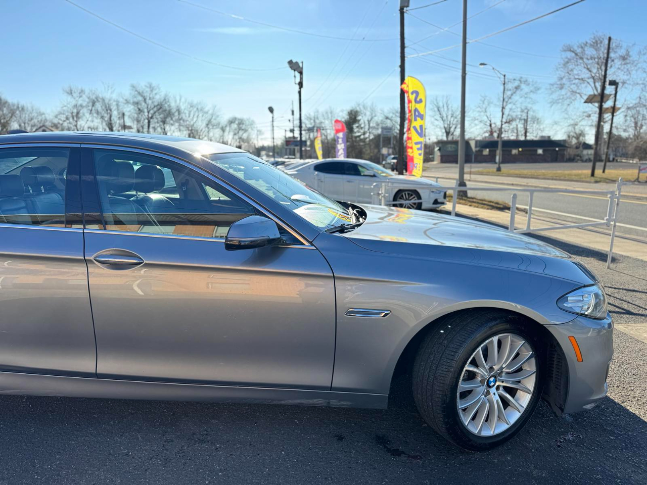 BMW 5 Series 4dr Sdn 528i xDrive AWD 2015