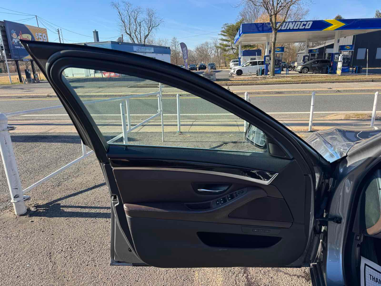 BMW 5 Series 4dr Sdn 528i xDrive AWD 2015