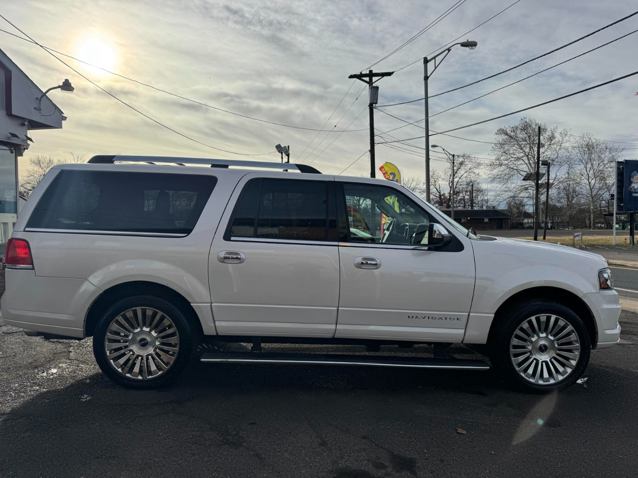 Lincoln Navigator L 4WD 4dr Select 2016