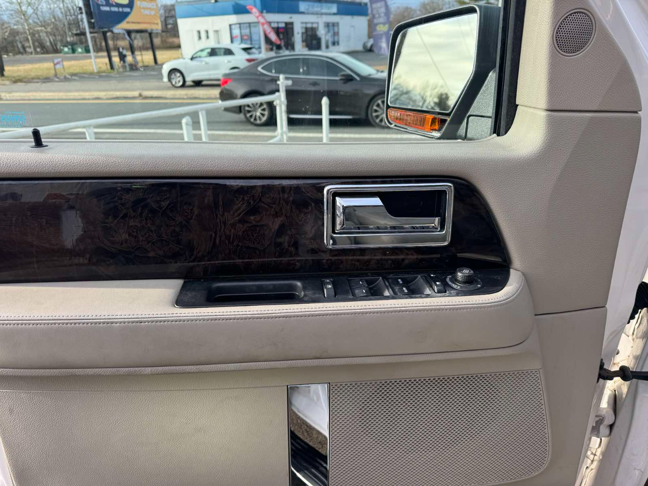 Lincoln Navigator L 4WD 4dr Select 2016