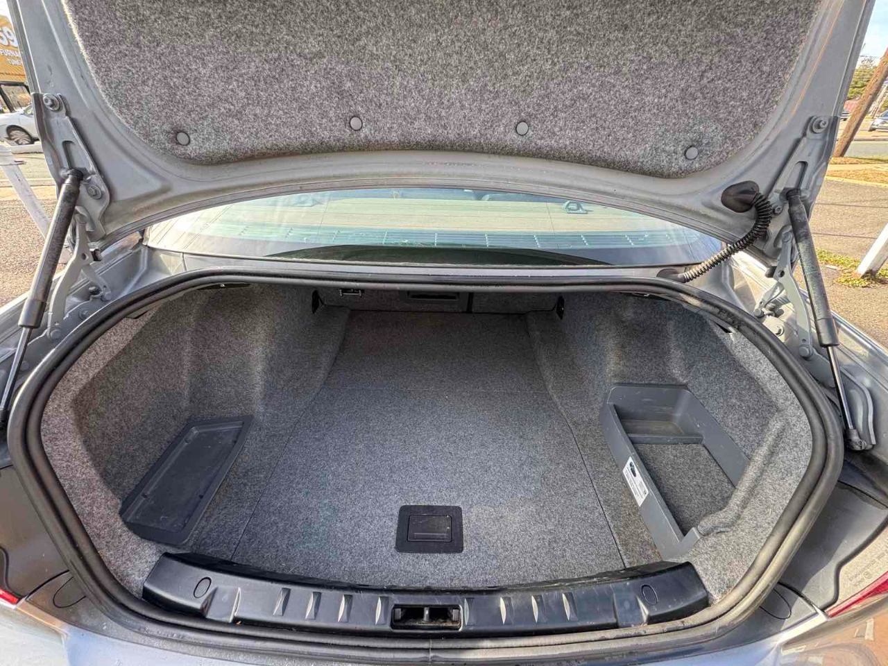 BMW 3 Series 2dr Cpe 328i xDrive AWD 2009