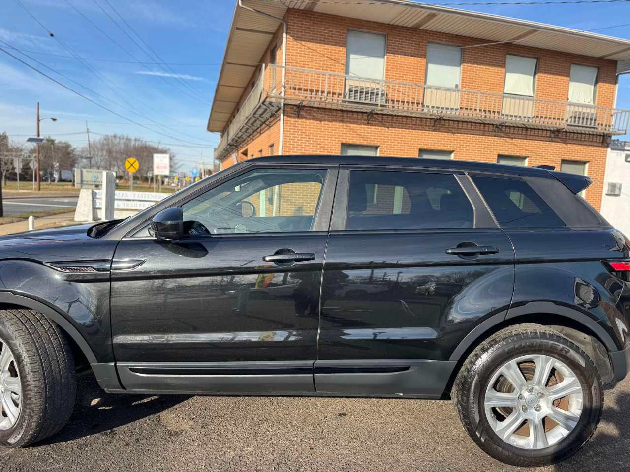 Land Rover Range Rover Evoque 5 Door SE 2017