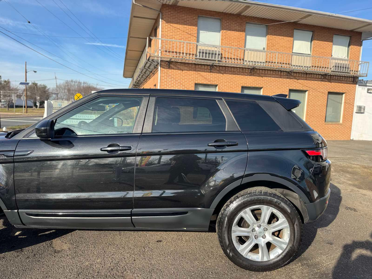 Land Rover Range Rover Evoque 5 Door SE 2017