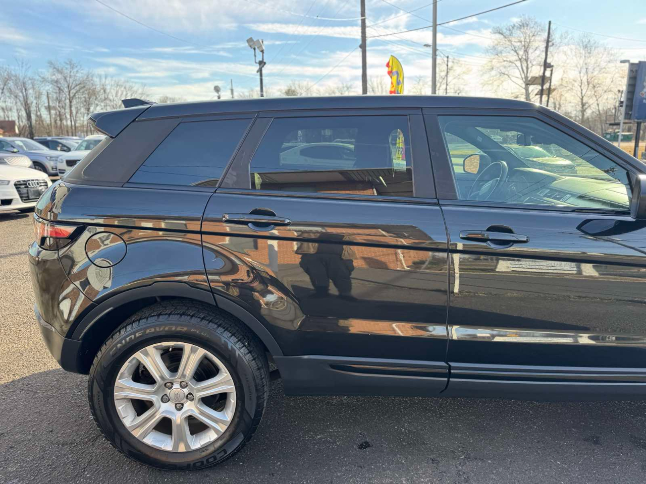 Land Rover Range Rover Evoque 5 Door SE 2017