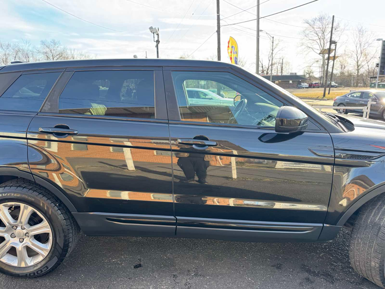 Land Rover Range Rover Evoque 5 Door SE 2017