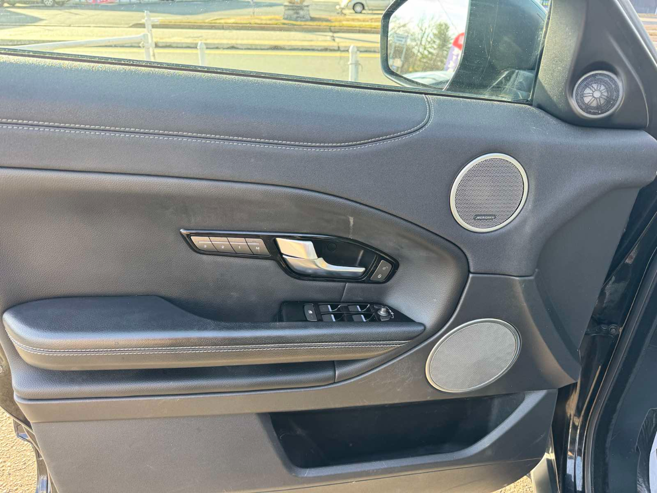 Land Rover Range Rover Evoque 5 Door SE 2017