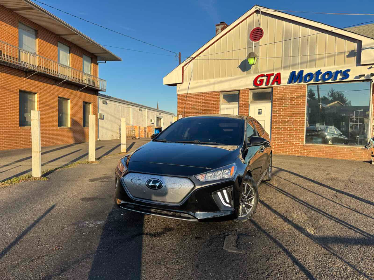 Hyundai Ioniq Electric Limited Hatchback 2020