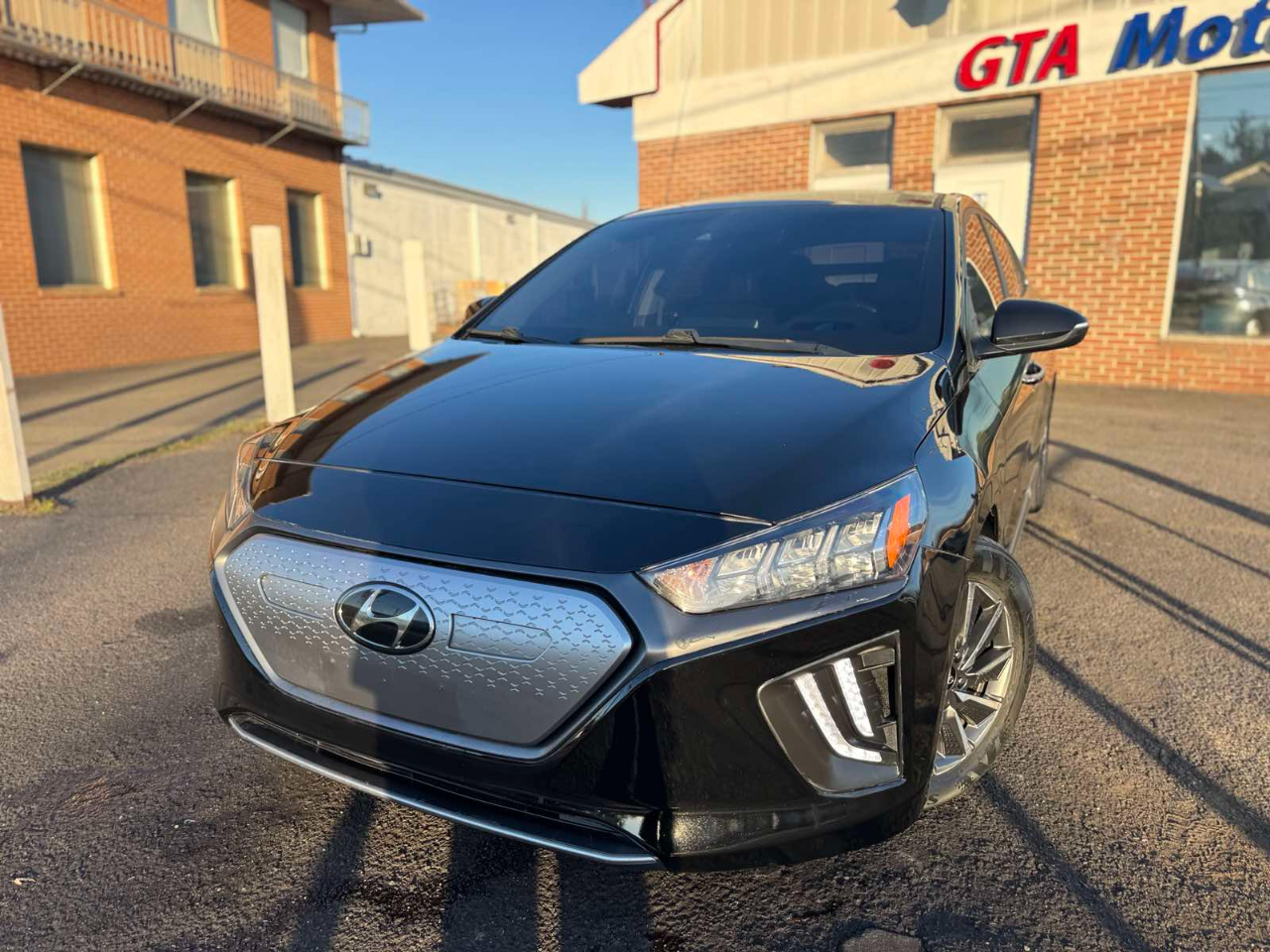 Hyundai Ioniq Electric Limited Hatchback 2020
