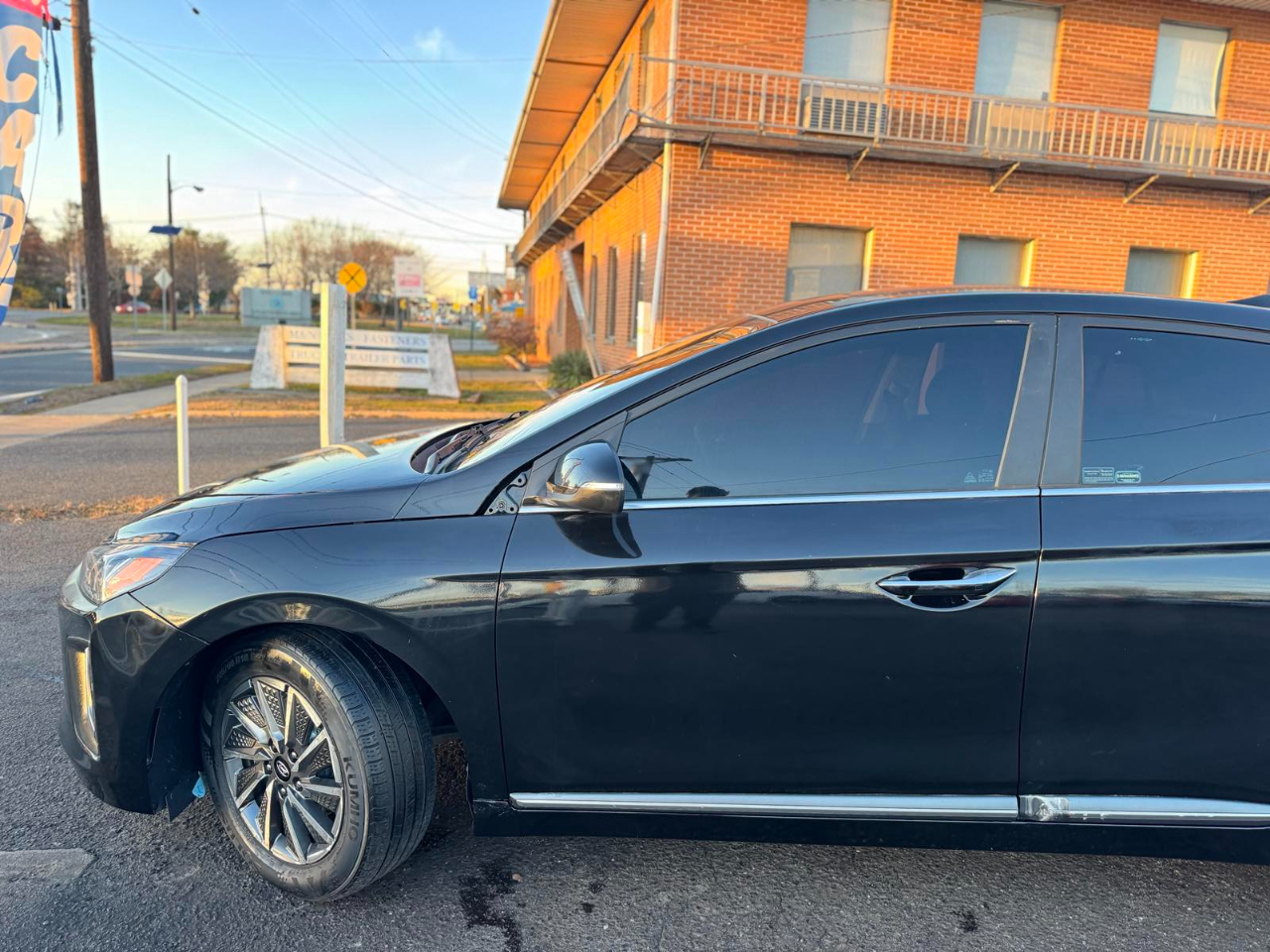 Hyundai Ioniq Electric Limited Hatchback 2020