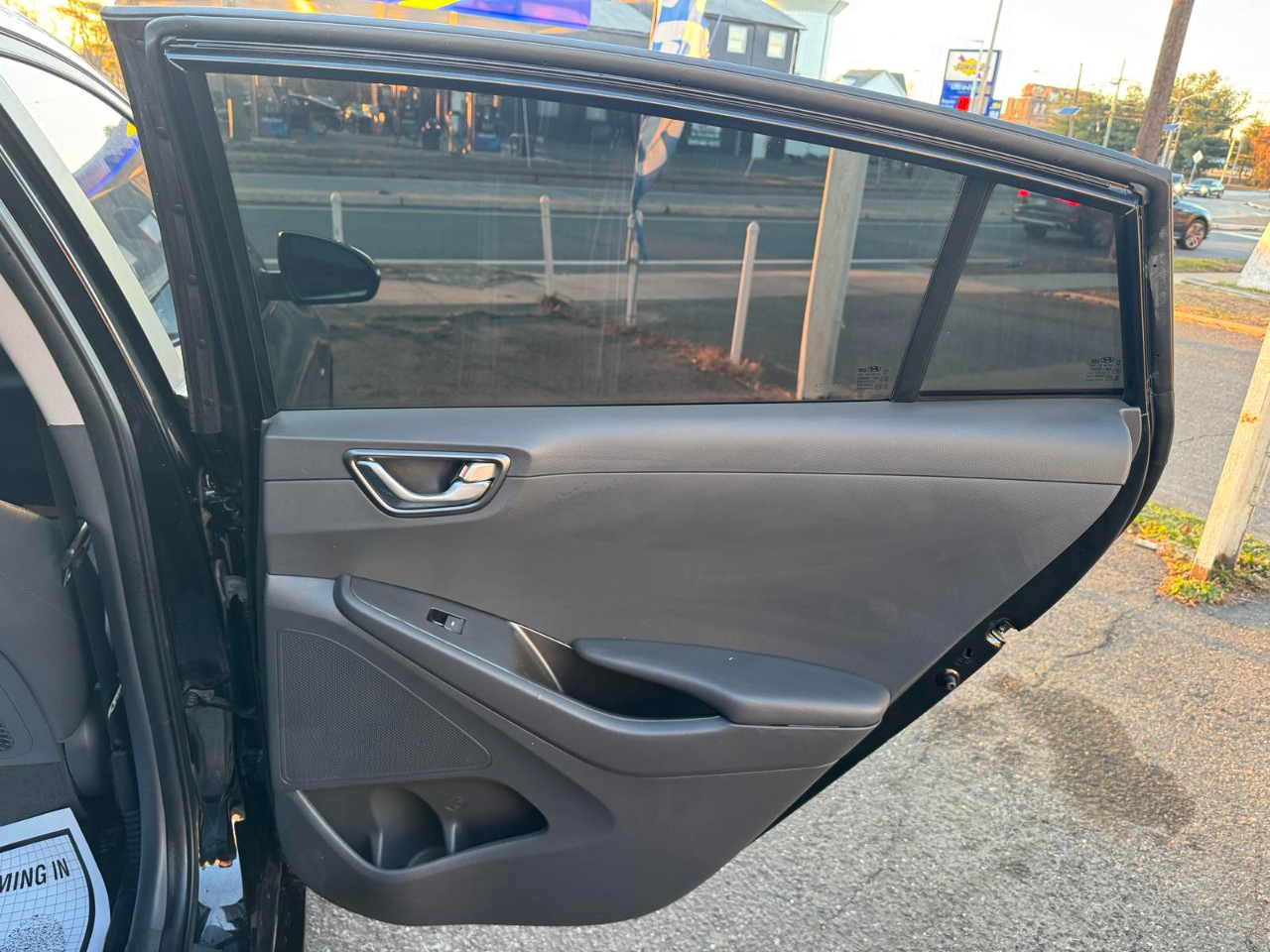 Hyundai Ioniq Electric Limited Hatchback 2020