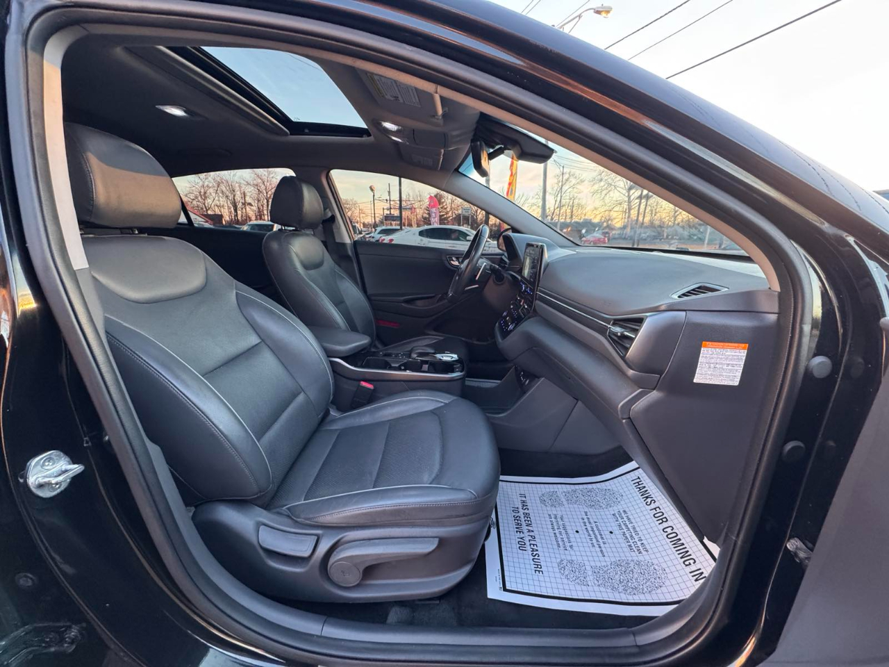 Hyundai Ioniq Electric Limited Hatchback 2020