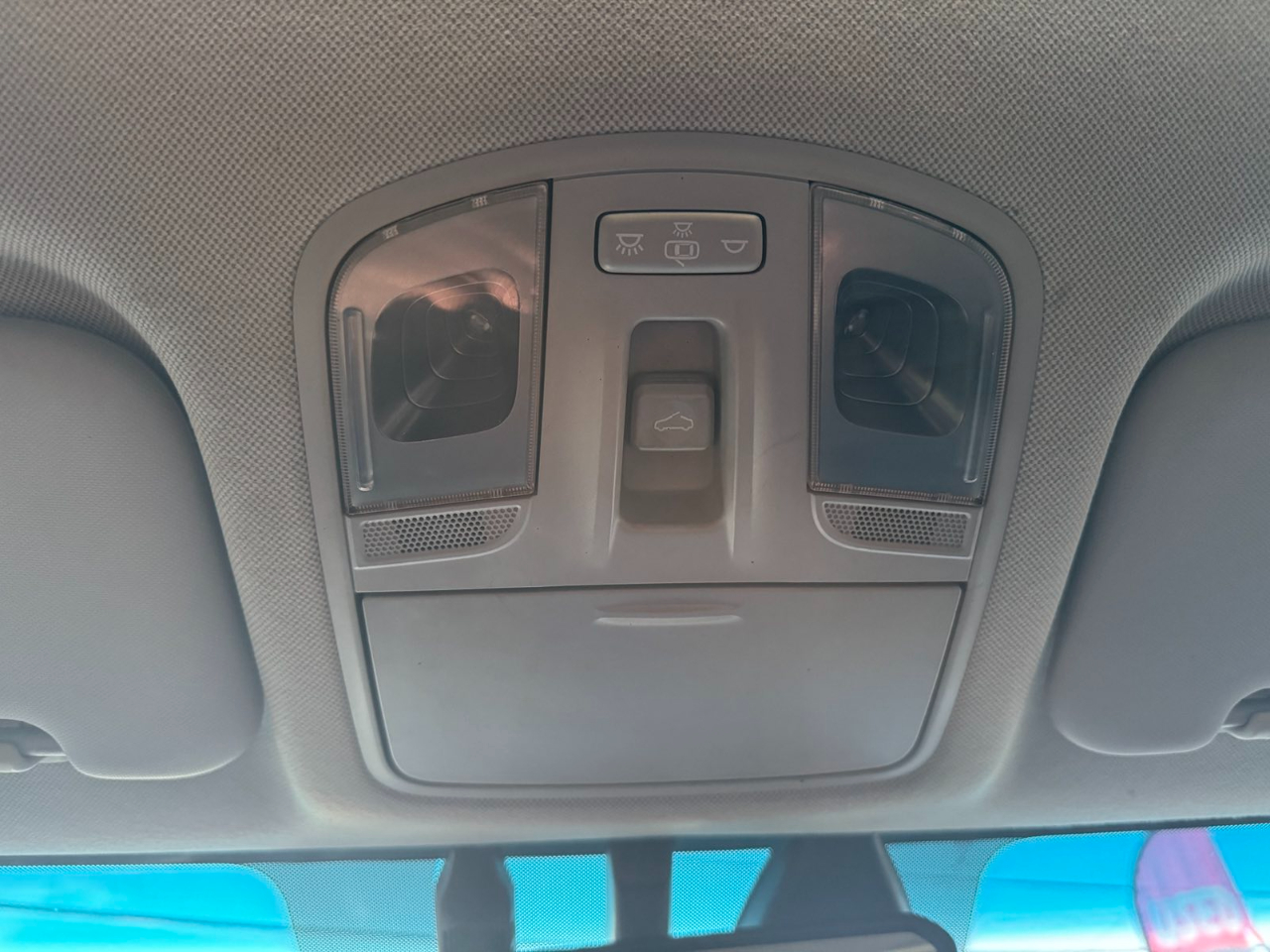 Hyundai Ioniq Electric Limited Hatchback 2020