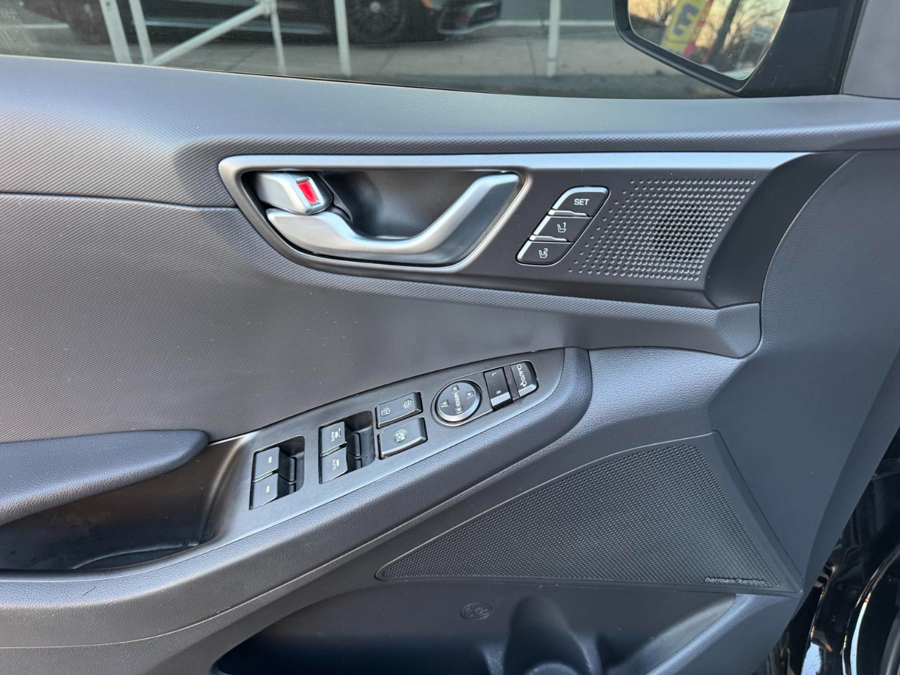 Hyundai Ioniq Electric Limited Hatchback 2020