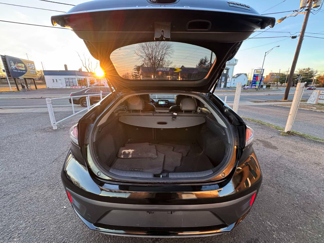 Hyundai Ioniq Electric Limited Hatchback 2020