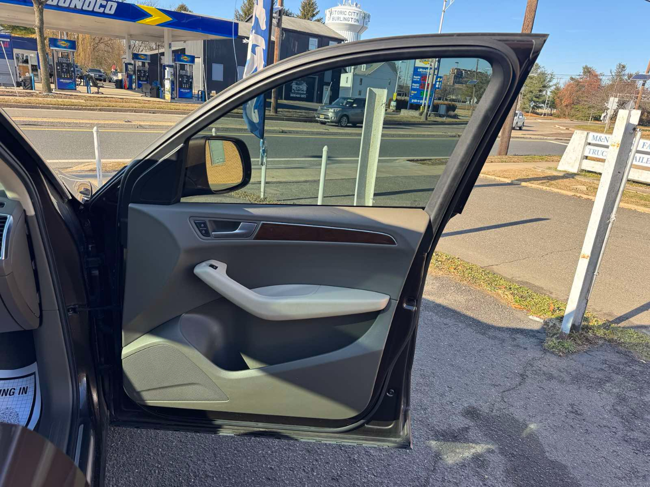 Audi Q5 quattro 4dr 2.0T Premium Plus 2012