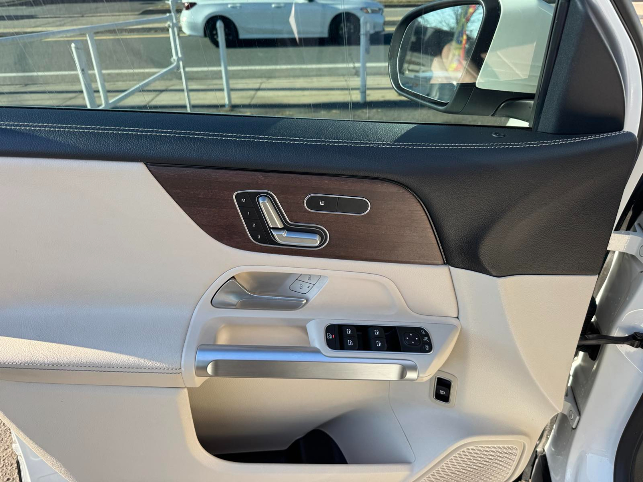 Mercedes-Benz GLB GLB 250 4MATIC SUV 2020