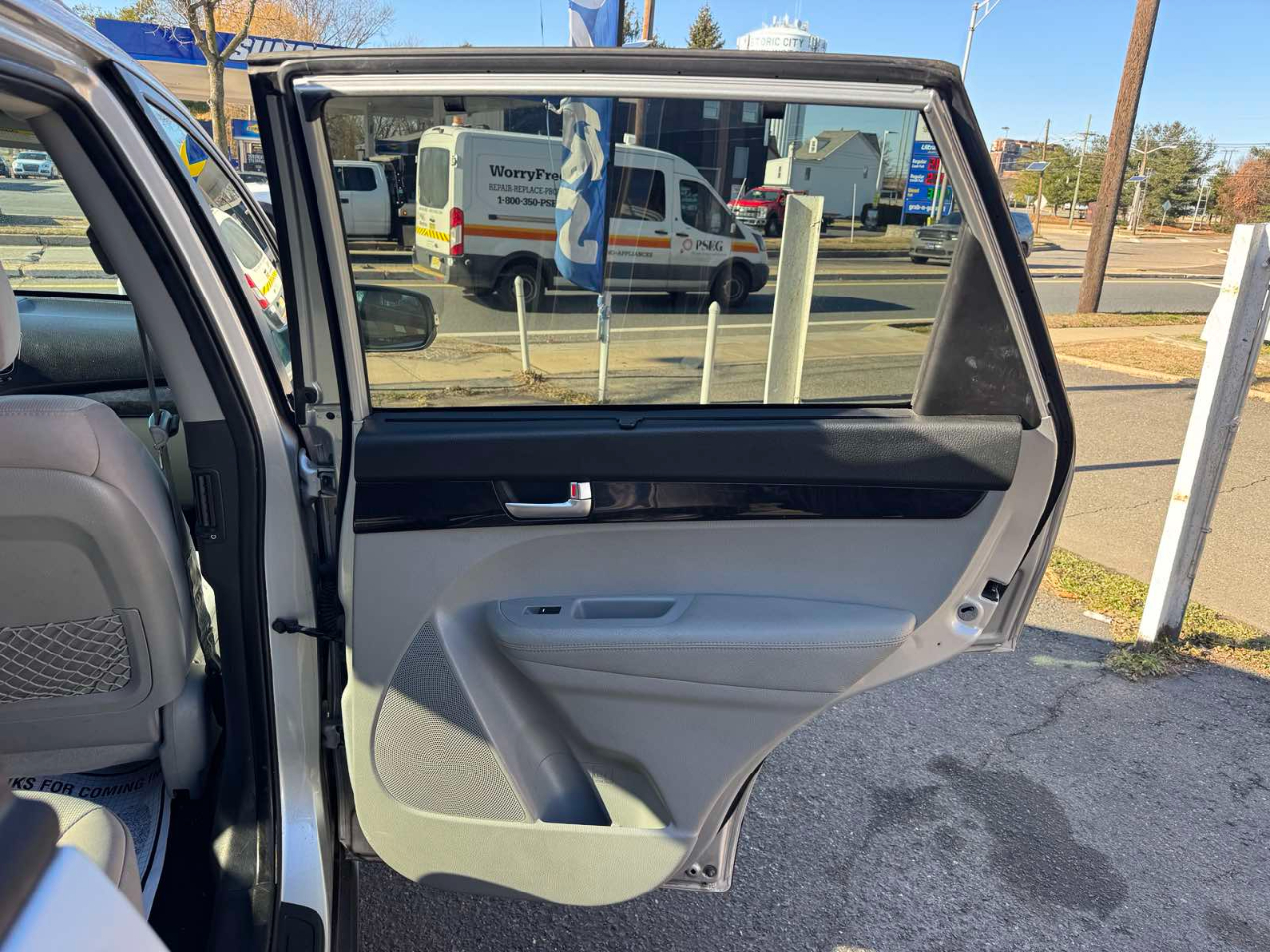 Kia Sorento 2WD 4dr V6 LX 2014