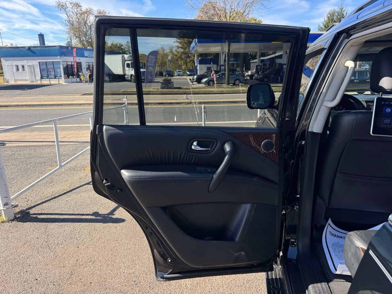 Nissan Armada 4x4 SL 2017