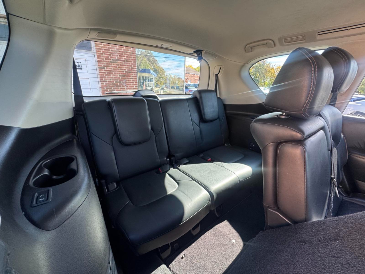 Nissan Armada 4x4 SL 2017