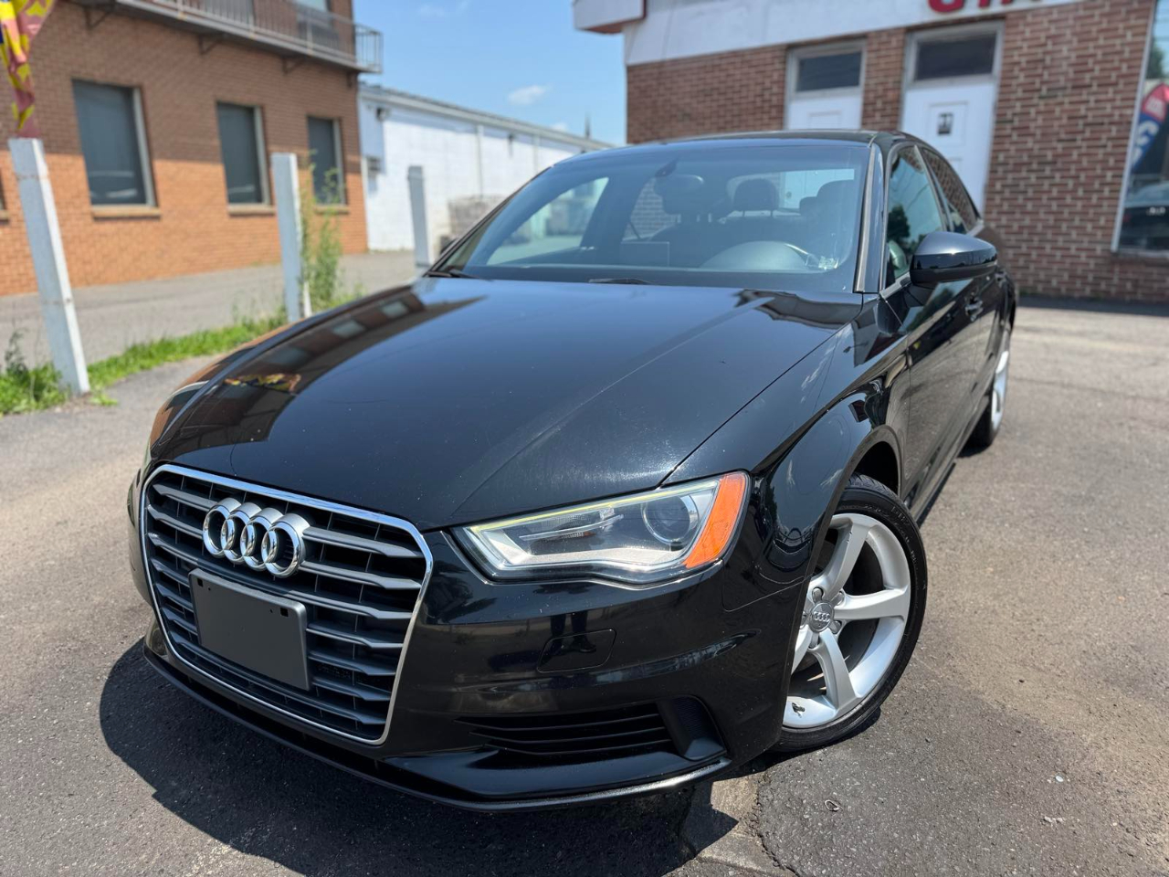 Audi A3 4dr Sdn FWD 1.8T Premium 2015