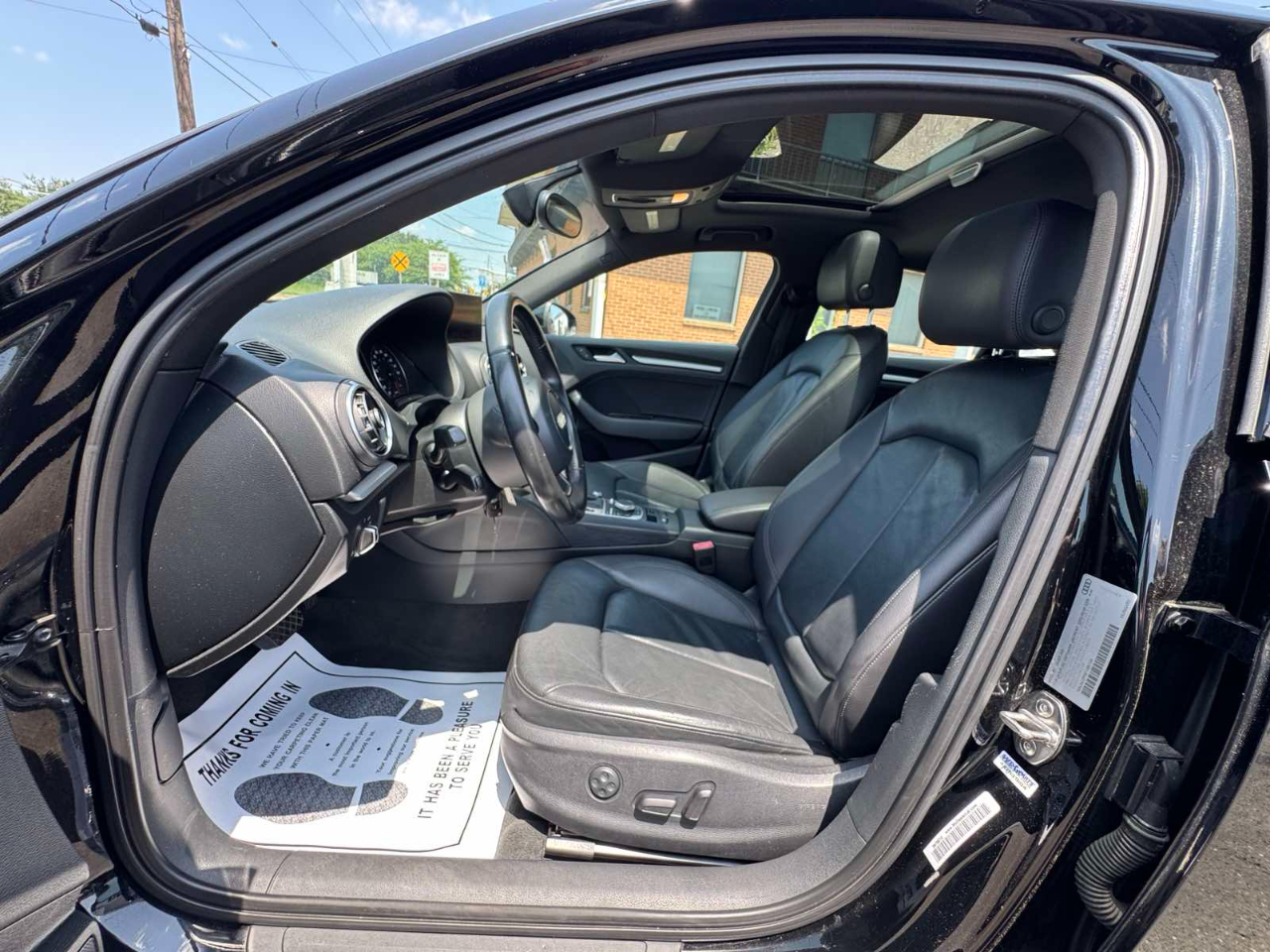 Audi A3 4dr Sdn FWD 1.8T Premium 2015