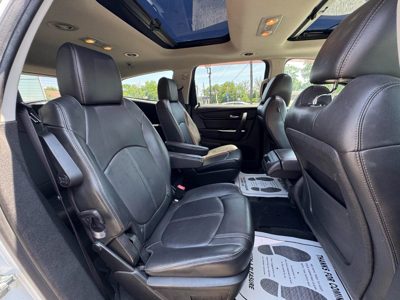 Chevrolet Traverse AWD 4dr LT w/2LT 2017