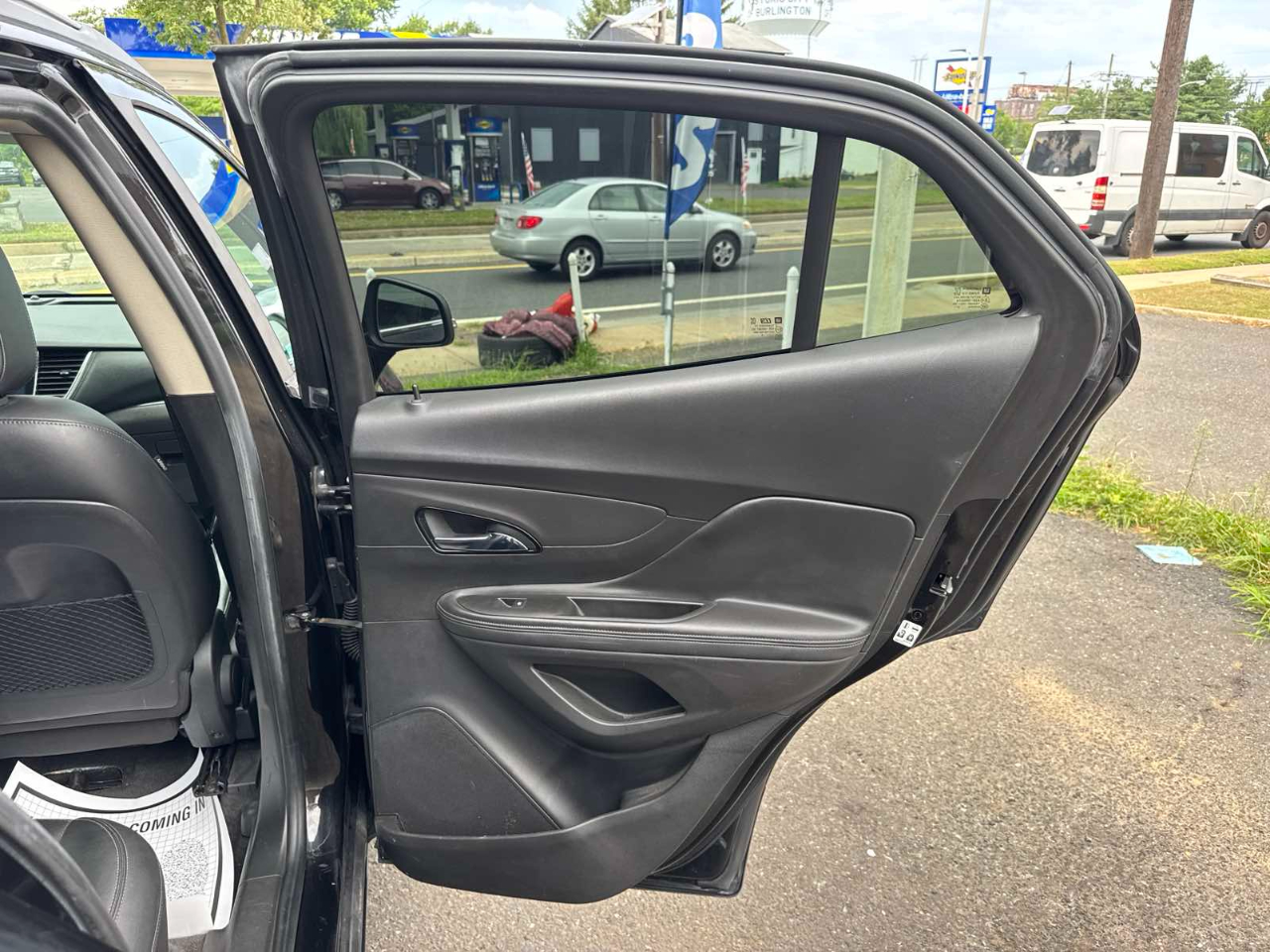 Buick Encore FWD 4dr Essence 2017