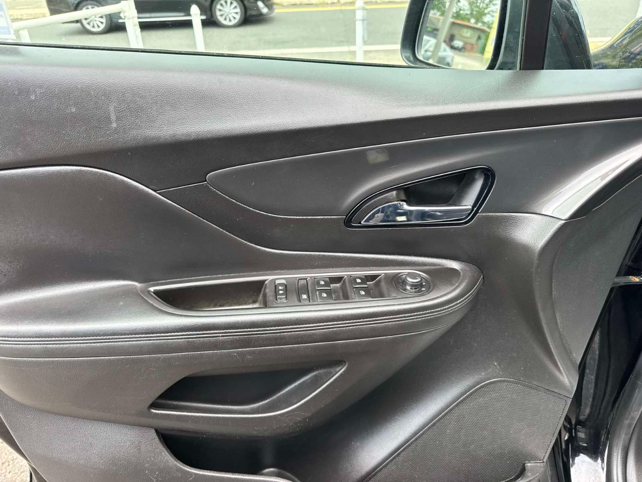 Buick Encore FWD 4dr Essence 2017