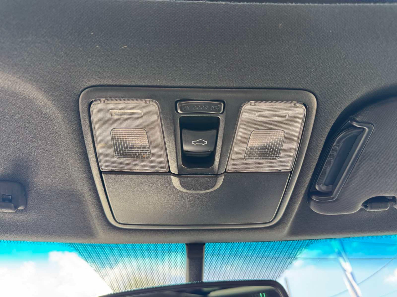 Hyundai Veloster 3dr Cpe Auto 2016