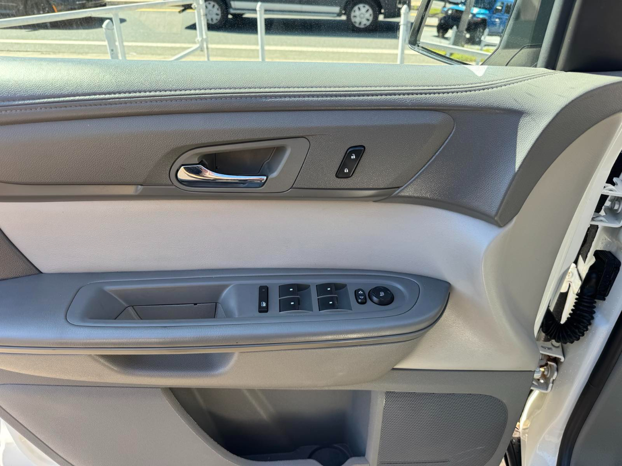 GMC Acadia FWD 4dr SLE w/SLE-2 2015