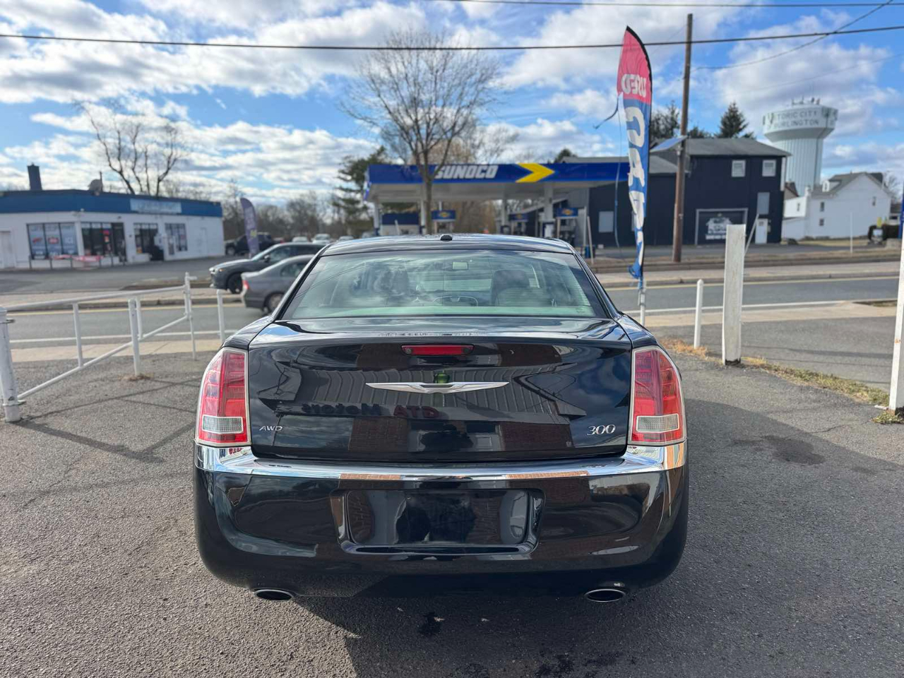 Chrysler 300 4dr Sdn AWD 2013