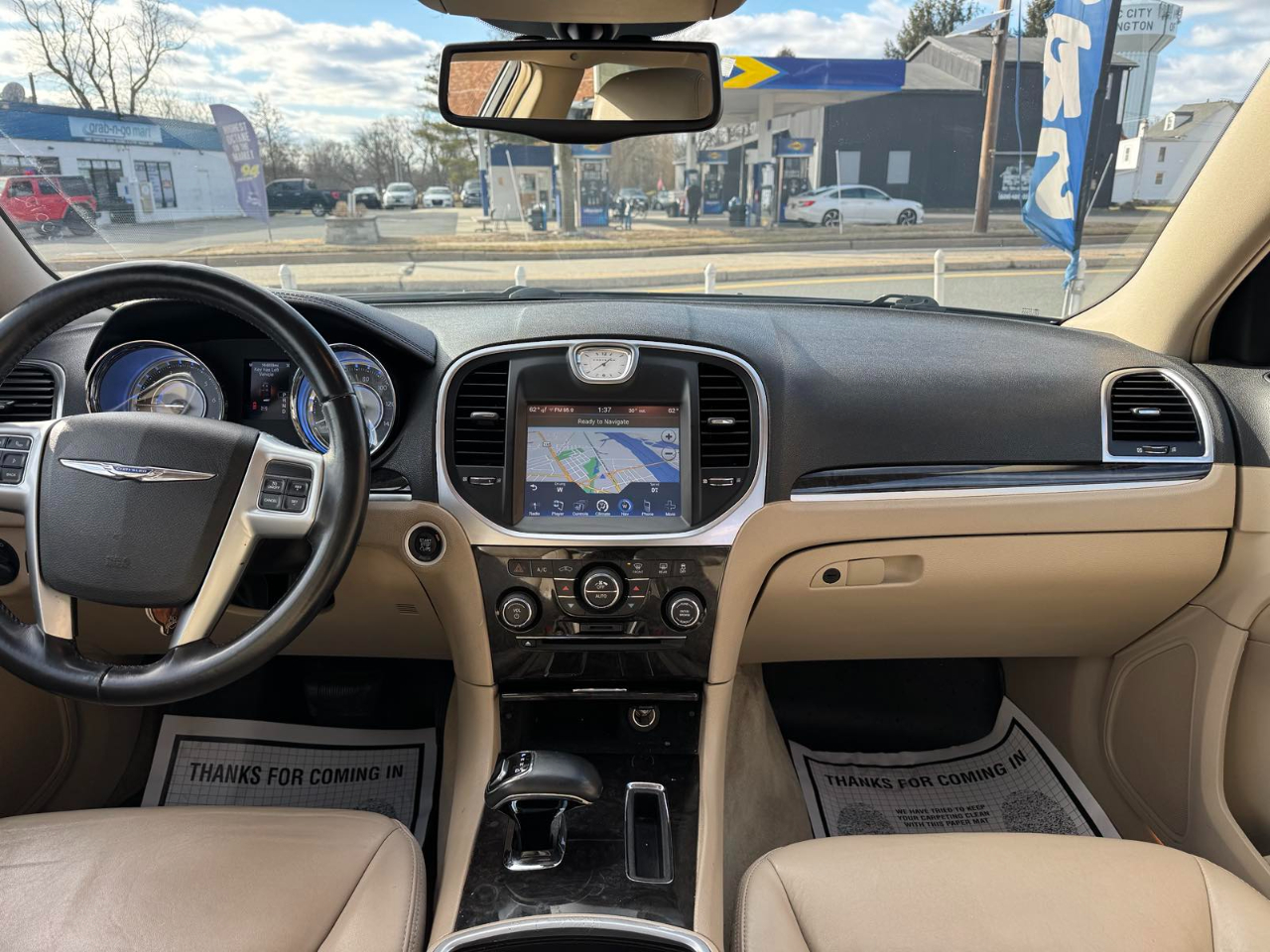 Chrysler 300 4dr Sdn AWD 2013