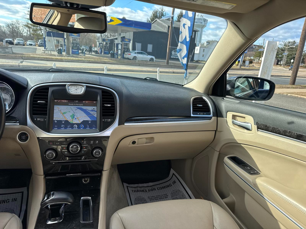 Chrysler 300 4dr Sdn AWD 2013