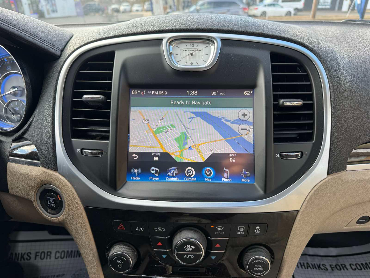 Chrysler 300 4dr Sdn AWD 2013