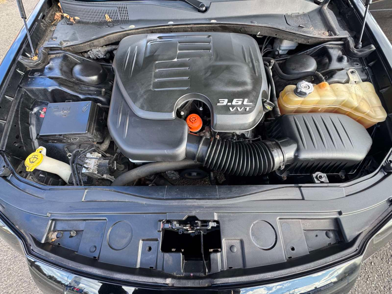 Chrysler 300 4dr Sdn AWD 2013