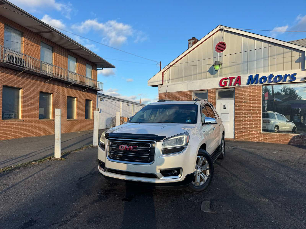 GMC Acadia AWD 4dr SLT w/SLT-1 2015