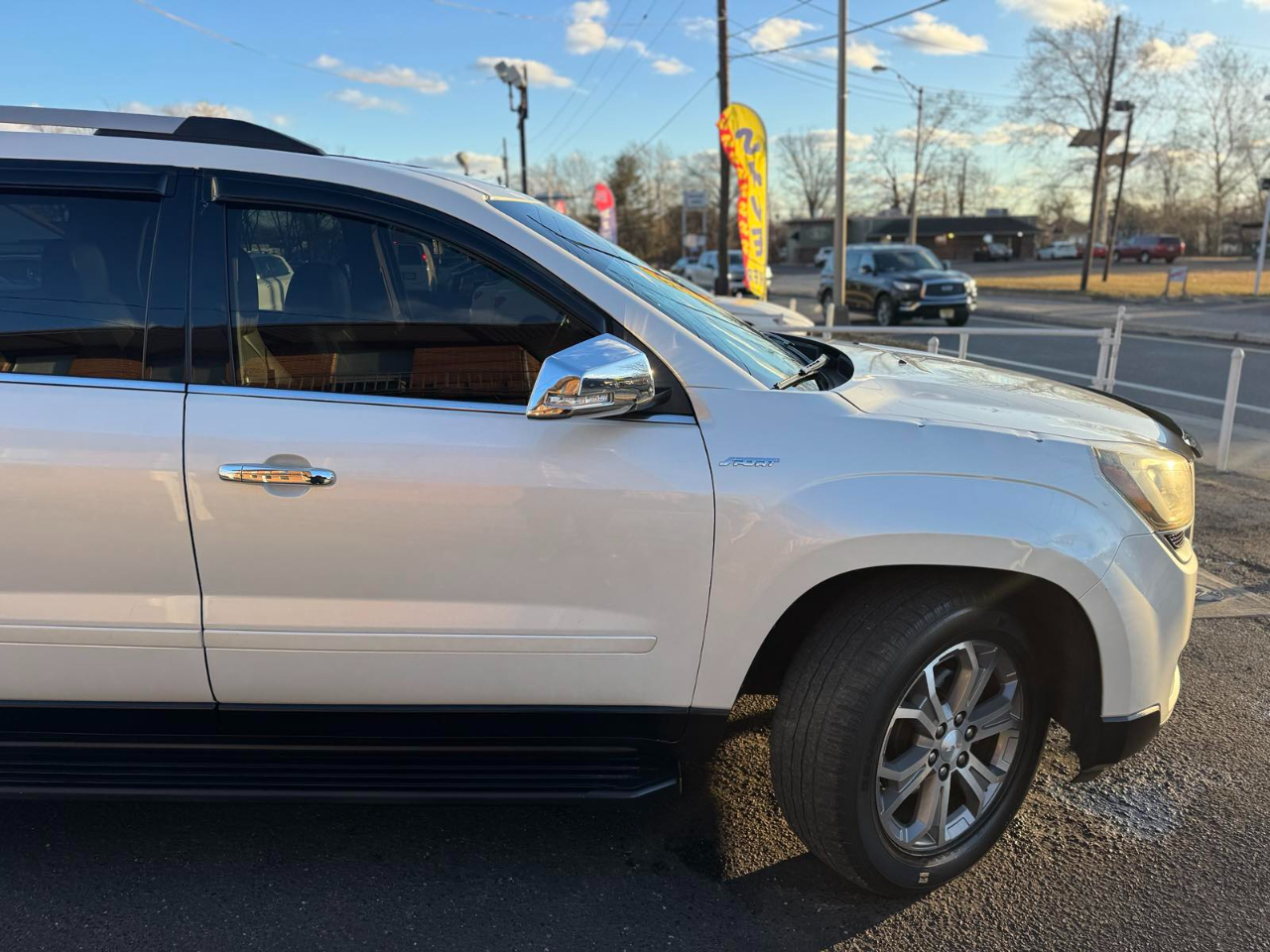 GMC Acadia AWD 4dr SLT w/SLT-1 2015