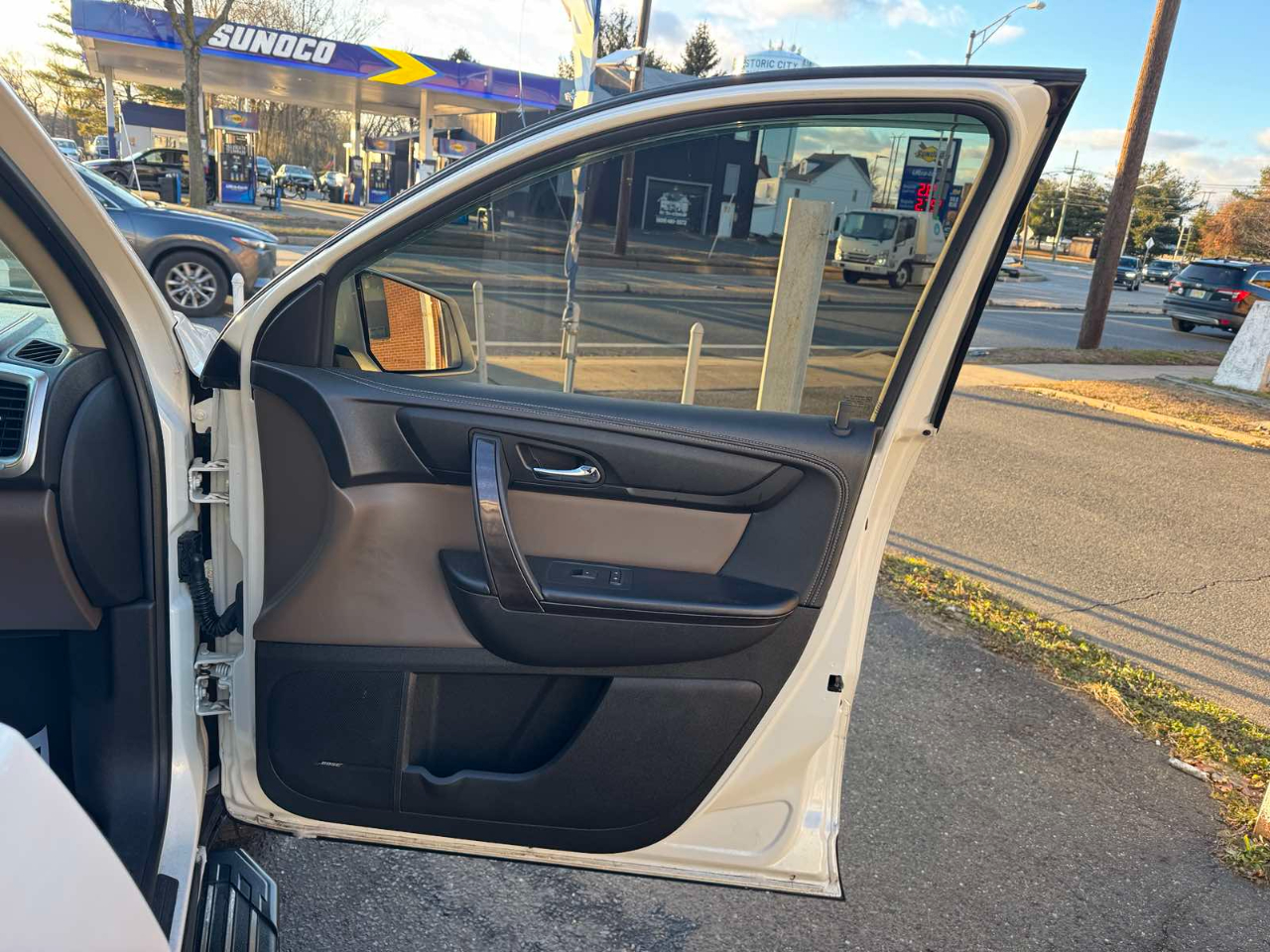 GMC Acadia AWD 4dr SLT w/SLT-1 2015