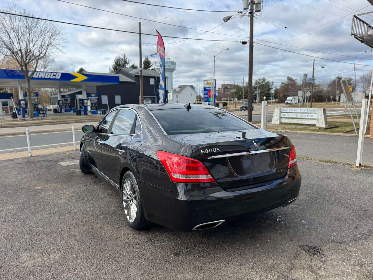 Hyundai Equus 4dr Sdn Signature 2014