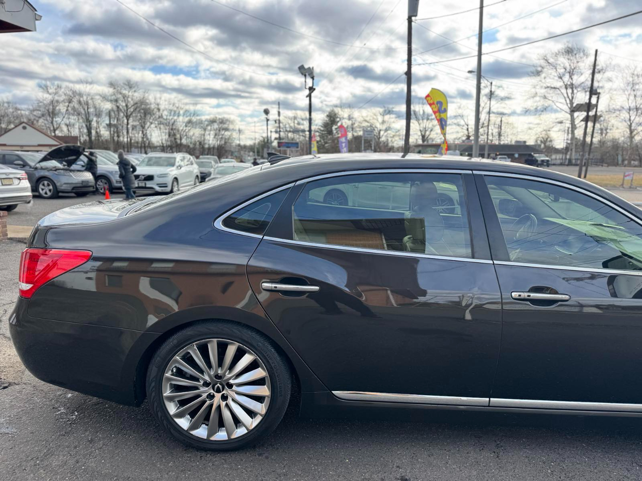 Hyundai Equus 4dr Sdn Signature 2014