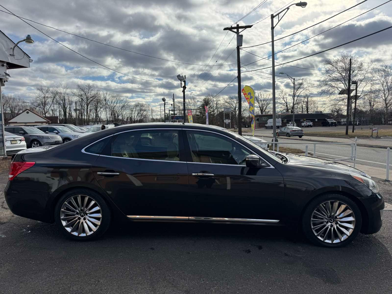 Hyundai Equus 4dr Sdn Signature 2014