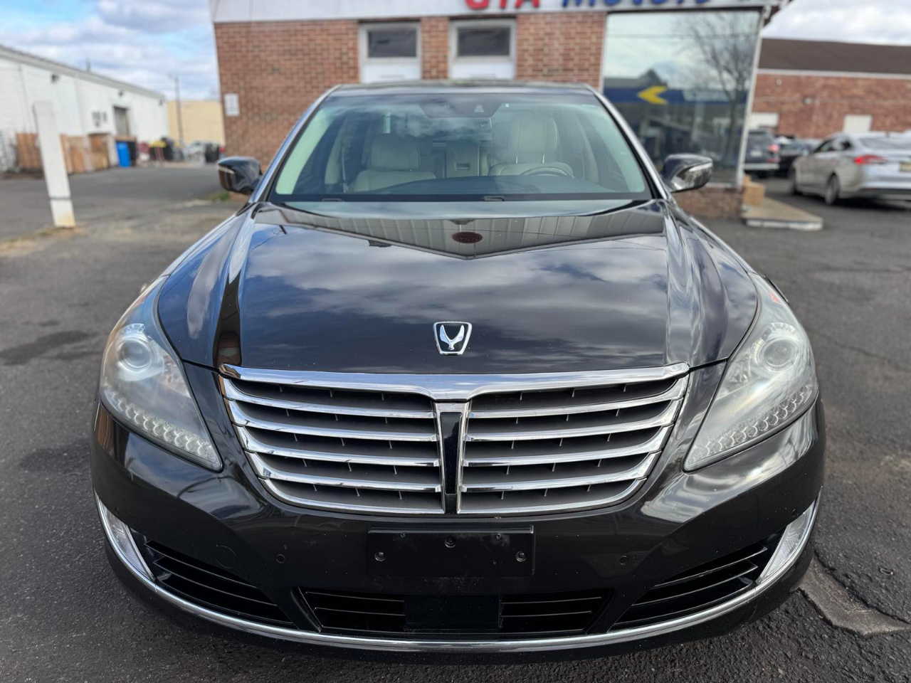 Hyundai Equus 4dr Sdn Signature 2014