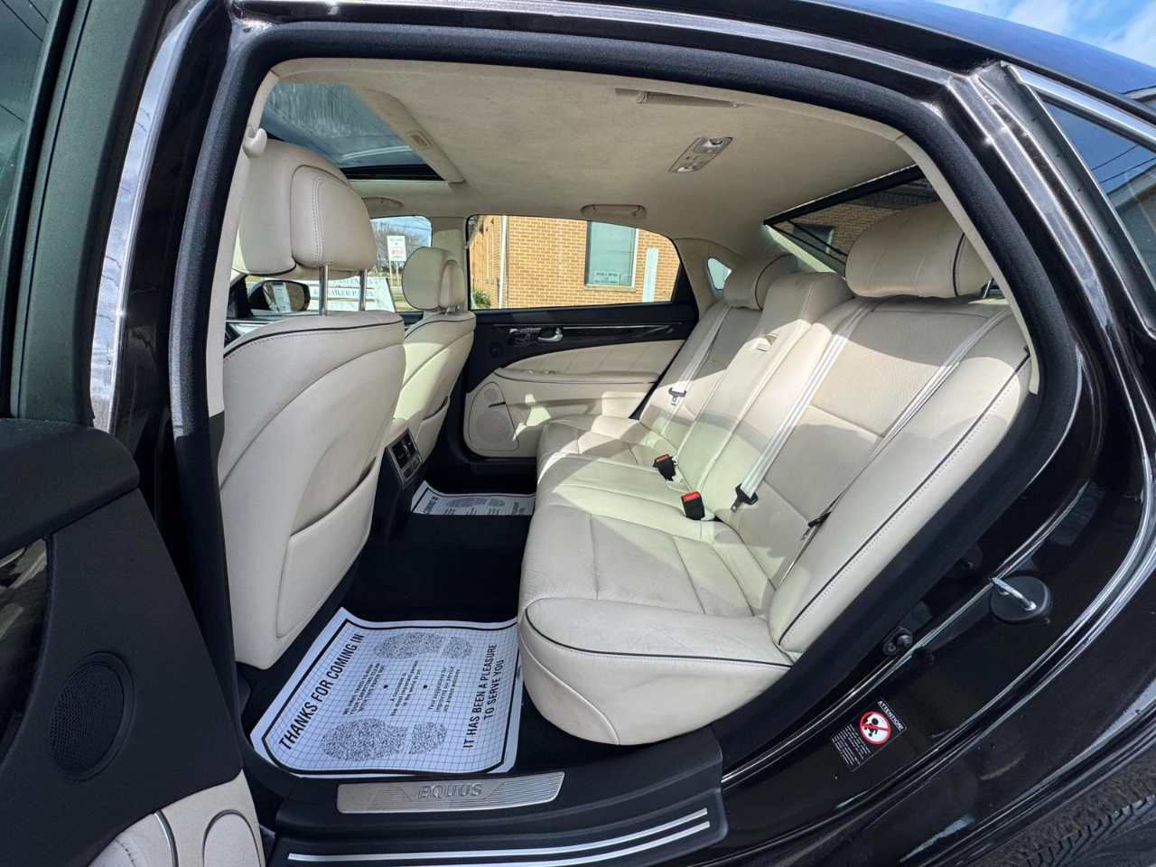 Hyundai Equus 4dr Sdn Signature 2014